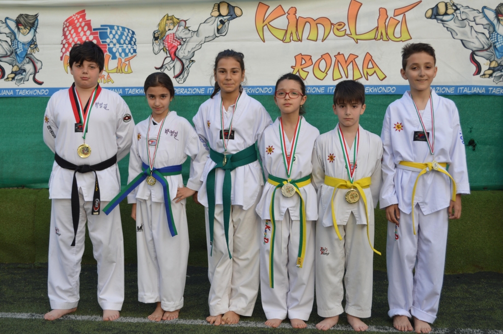 Taekwondo, premiati a Roma i giovanissimi atleti coriglianesi della palestra Bonofiglio di Corigliano