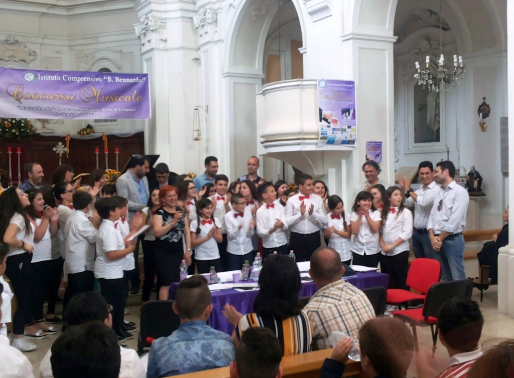 Il coro del Comprensivo Rossano 1 incassa il primo premio assoluto Concorso musicale di Cropalati