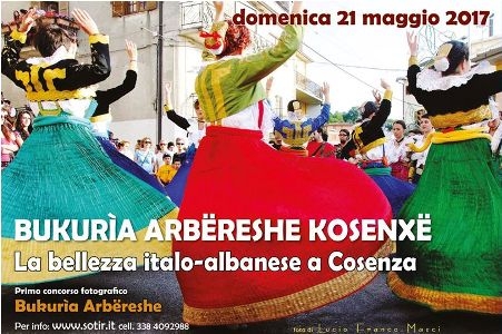 Giornata mondiale per la diversità culturale, la cittá dei bruzi  invasa dalla bellezza degli arbëreshe