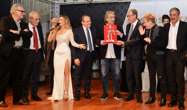 Sanremo, a Toto Cutugno la Palma d’Argento di Michele Affidato