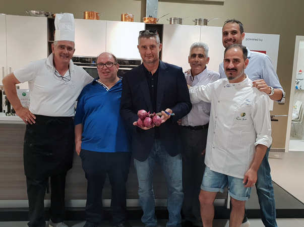 La Calabria a Fico (Bologna) celebra la Dieta Mediterranea. Al cooking show anche l’ex calciatore Massaro