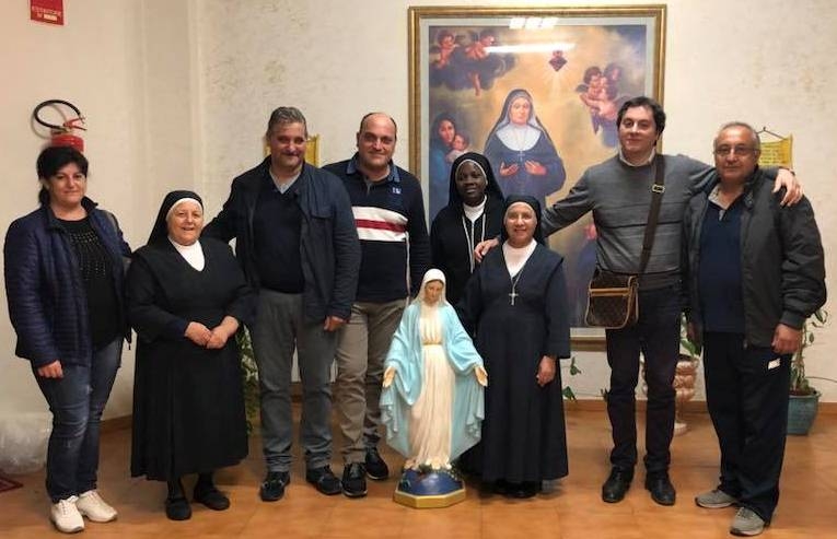 La Fidelitas ha restaurato la statua della Madonna