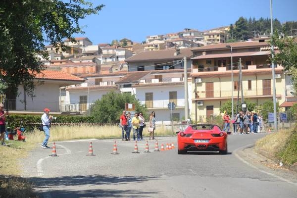 Le Ferrari a Francavilla. Sport, passione e valorizzazione del territorio