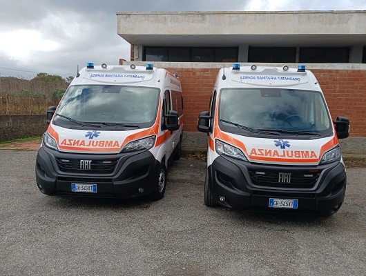 Asp Catanzaro: consegnate due nuove ambulanze alla Centrale Suem 118