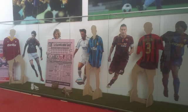 “Gli eroi del calcio”: dal 20 gennaio al Margherita la mostra dedicata a 100 anni di storia del pallone