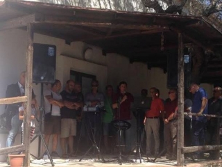 La Fidelitas dona alcuni strumenti musicali alla Banda musicale di Pietrapaola