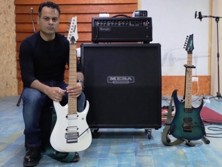 Il chitarrista crotonese Fabio Mangano collabora con il tastierista internazionale  Derek Sherinian