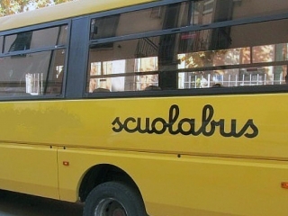 Scuolabus, il servizio riparte da contrade