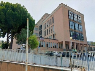 Ospedali chiusi, sindaci chiedono incontro a Spirlì