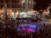 Il Sindaco Caruso accende le luci dell'Albero di Natale in Piazza dei Bruzi