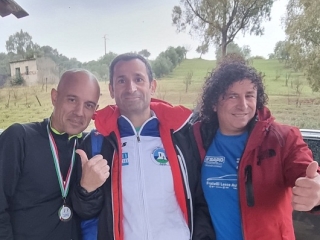 Andrea Ponzi dell'Athlos di Mirto secondo posto assoluto nella gara di Rocca di Neto