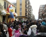 Grande partecipazione popolare per Chiacchiere in città. Migliaia di bambini in maschera hanno sfilato per le strade cittadine
