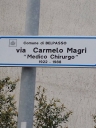 Conclusa la cerimonia di intitolazione di una via del centro al dottor  Carmelo Magrì