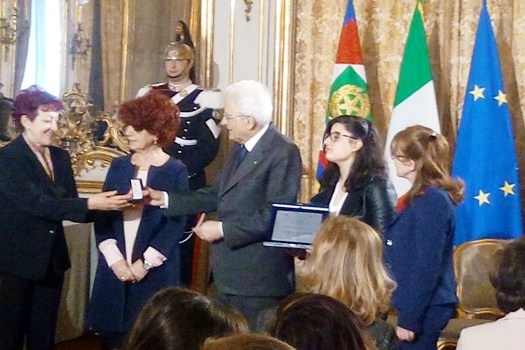 Mattarella premia la scuola spezzanese per il concorso “Donne per la pace”