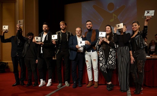I premi di Michele Affidato per gli otto finalisti di “Area Sanremo 2017”