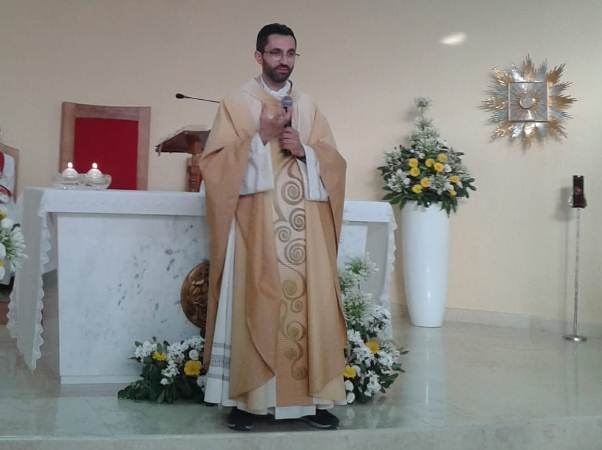 La comunità ha festeggiato i 10 anni di sacerdozio di don Giuseppe Ruffo