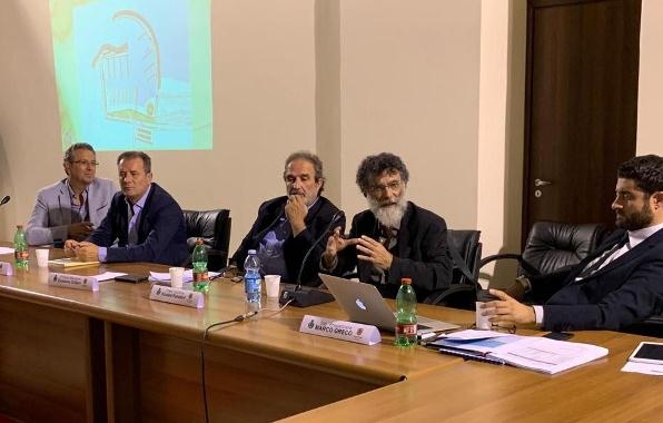 Presentato ai cittadini il progetto per il porto