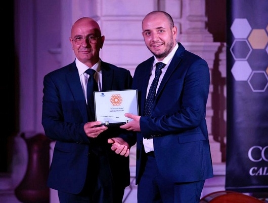 Il ristorante Agorà dello chef Michele Rizzo riceve il Premio Alveare 2021
