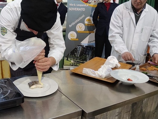 Giornata mondiale consapevolezza autismo, alla scuola alberghiera cooking show con Ciccio chef