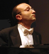 Il pianista Filippo Balducci domani in concerto al Teatro Umberto di Lamezia Terme