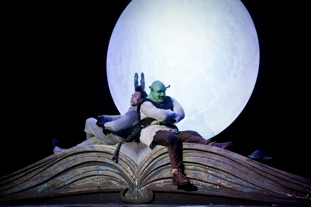 Con il musical Shrek parte la seconda edizione dell’iniziativa che fa conoscere ai ragazzi i mestieri del teatro