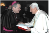 Domani Celebrazioni nelle parrocchie e in Cattedrale per la conclusione del Ministero Petrino di Papa Benedetto XVI
