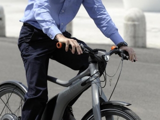 Mobilità sostenibile, in arrivo 30 bici elettriche
