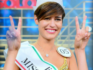 Due tappe di Miss Italia a Sellia Marina e Gioia Tauro