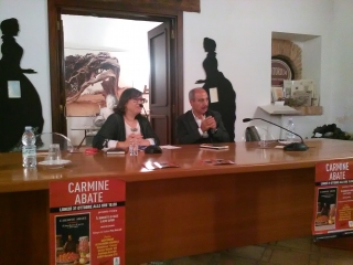 Carmine Abate ambasciatore della Calabria. Ai giovani: Rimanete e cambiate le sorti della regione