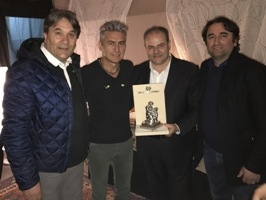 Ligabue riceve il Pitagora d’Argento di Michele Affidato