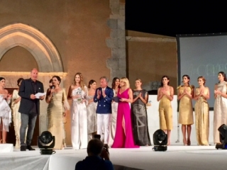 Celestino tessuti incanta Taormina Alla portavoce il Premio Gold 2017