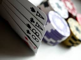 Il Consiglio comunale approva un regolamento contro il gioco d’azzardo