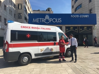 Nuova ambulanza per la Cri acquistata con il contributo di Metropolis