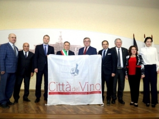 Parrilla guida delegazione italiana in Russia