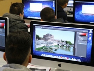 All’Itis “Monaco” un percorso sperimentale di formazione per operatore grafico multimediale