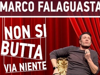 Al Teatro Comunale Marco Falaguasta con lo spettacolo “Non si butta via niente”