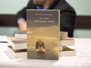 “La cura dell’Acqua Salata”, presentato il libro di Antonella Ossorio