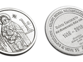 Una medaglia commemorativa per la Madonna di Capocolonna