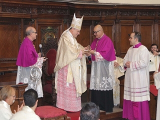 Insediamento nuovo vescovo, Affidato realizza Croce Pettorale e anello di mons. Panzetta