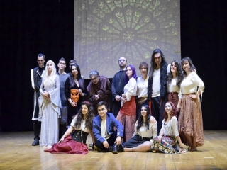 “Fatalità a Notre Dame” il musical della Compagnia 3 Stelle al Gran Premio Teatro Amatoriale Italiano