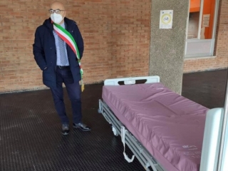Il sindaco Mundo blocca il trasferimento di letti dall’ospedale Chidichimo ad altra struttura