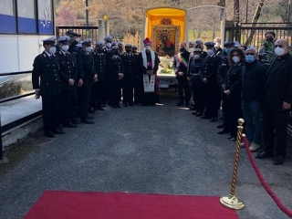 L'Icona della Madonna del Pilerio in visita al Comando dei Vigili urbani e al Cimitero di Colle Mussano