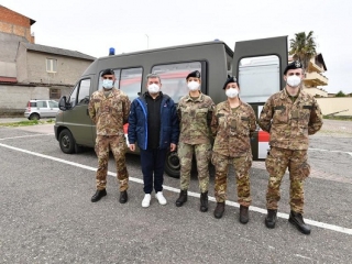 Vaccini anti-Covid, arrivato in Calabria il team sanitario dell'Esercito - VIDEO