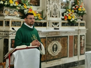 Si è insediato l'amministratore parrocchiale padre Onofrio Farinola