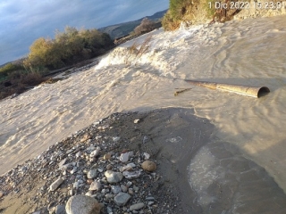 Valle del Trionto, esondato il fiume, danni all'acquedotto Macrocioli