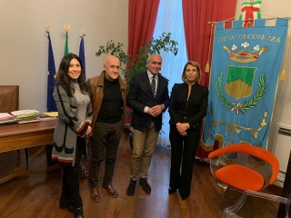 Il sindaco Franz Caruso ha incontrato il provveditore Loredana Giannicola