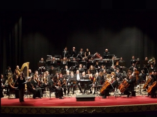 La musica del mondo trionfa al Rendano per il primo concerto dell'anno dell'Orchestra Sinfonica Brutia