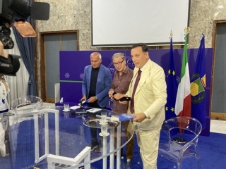 Grande partecipazione di pubblico per la presentazione del nuovo libro di Antonio Monda