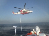 Evacuazione medica con elicottero Guardia costiera. Migranti soccorsi  da motovedetta