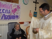 La nonna di don Giuseppe Ruffo ha compiuto 101 anni. Crosia e Corigliano uniti dalla centenaria Elena Sculco